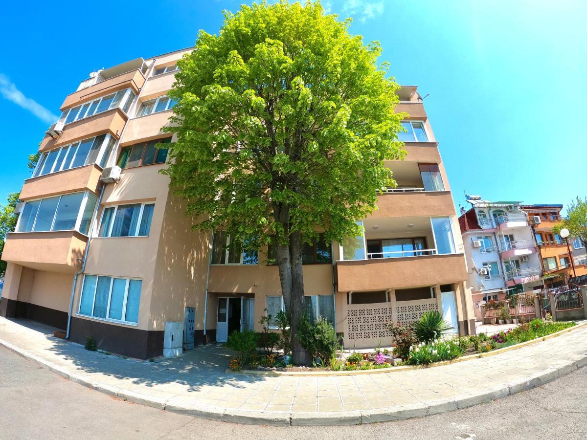 Sunset Yavorov Pomorie Apartment Exterior foto